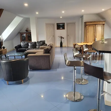 La Maison Bleue Hébergement de vacances *